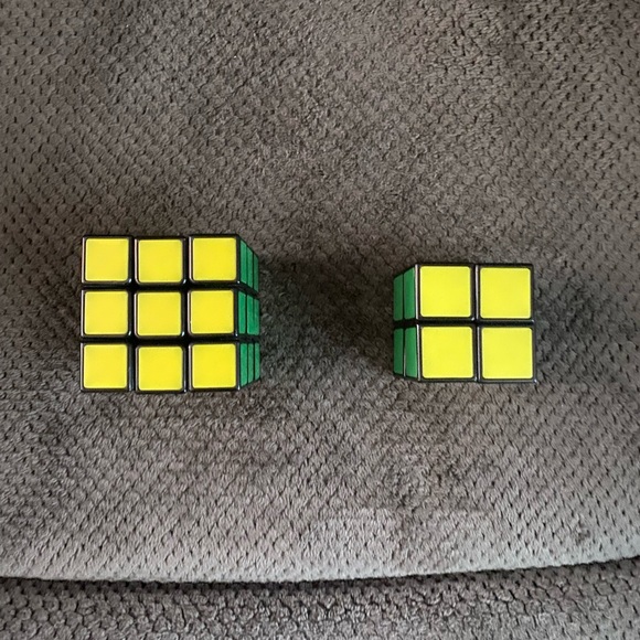 Rubik’s Cube 3x3 + 2x2 - Picture 4 of 7